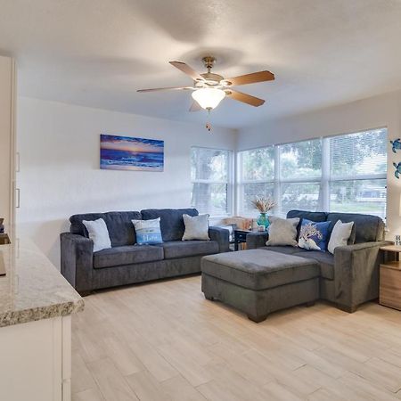 Pet-Friendly Gulfport Home Walkable Location! Сент-Питерсберг Экстерьер фото