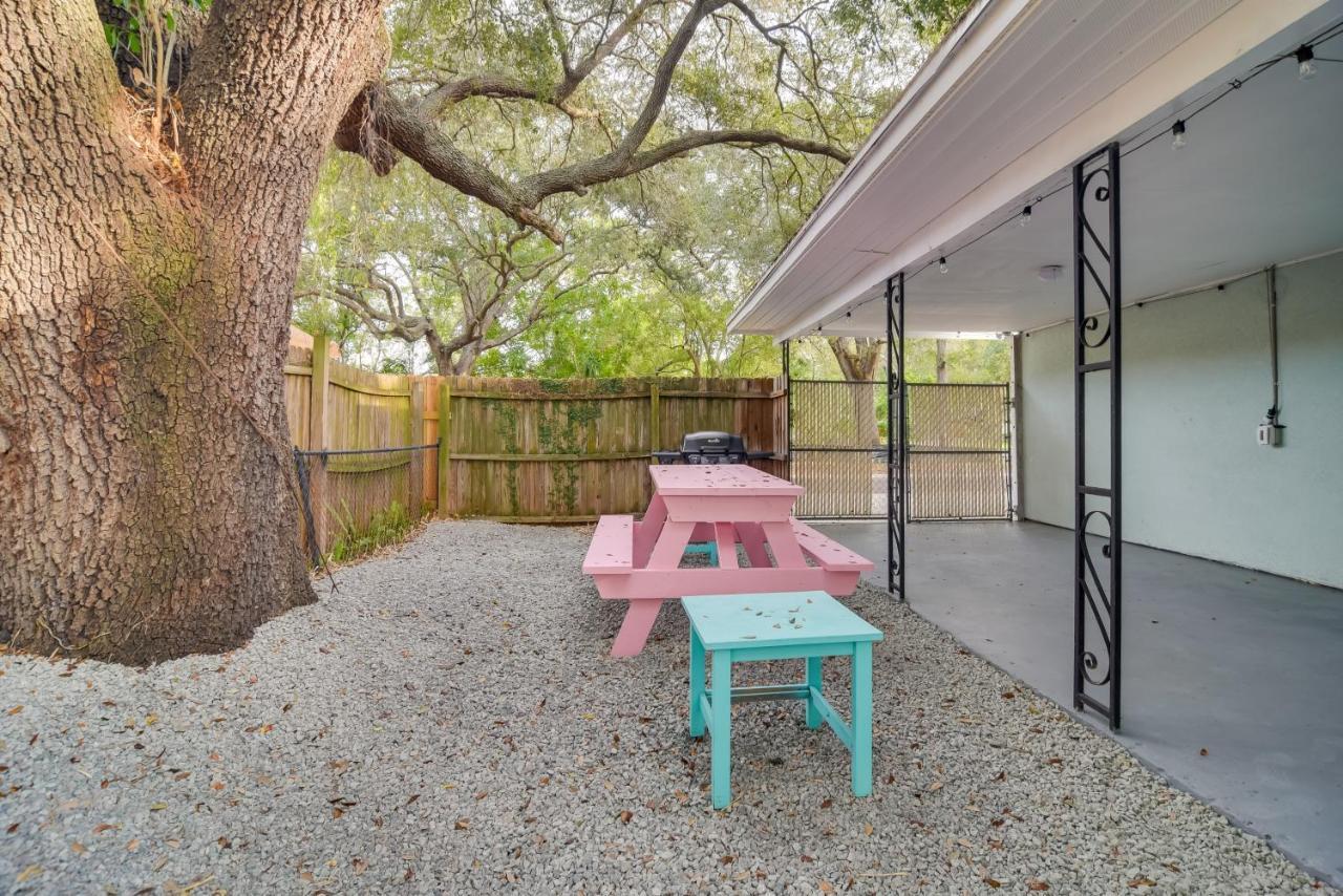 Pet-Friendly Gulfport Home Walkable Location! Сент-Питерсберг Экстерьер фото