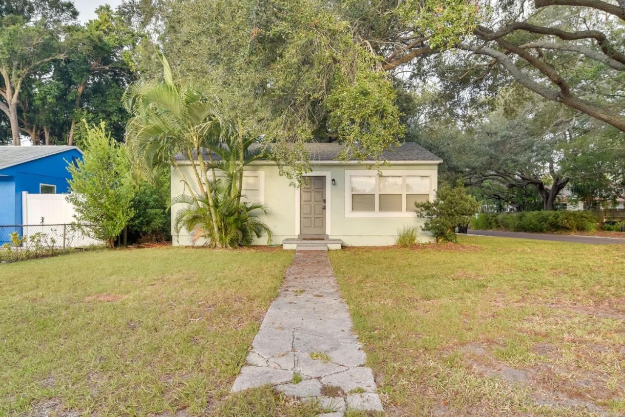 Pet-Friendly Gulfport Home Walkable Location! Сент-Питерсберг Экстерьер фото