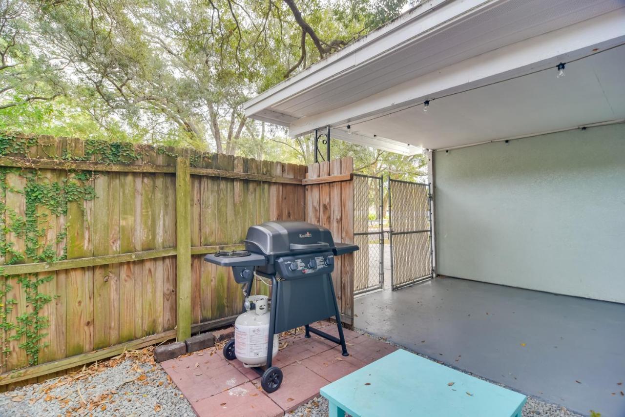 Pet-Friendly Gulfport Home Walkable Location! Сент-Питерсберг Экстерьер фото